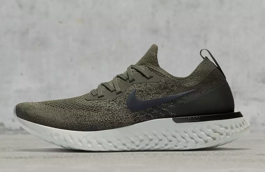 Nike Epic React Flyknit Earrach 2018