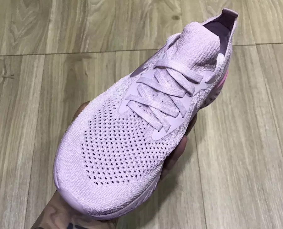 Nike Epic React Flyknit Rosa