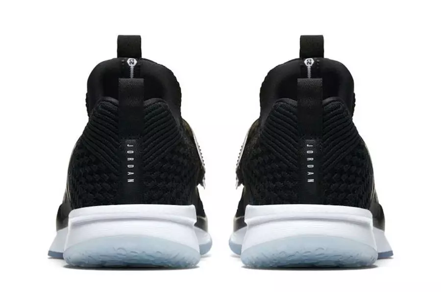 Jordan Trainer 2 Flyknit 921210-010