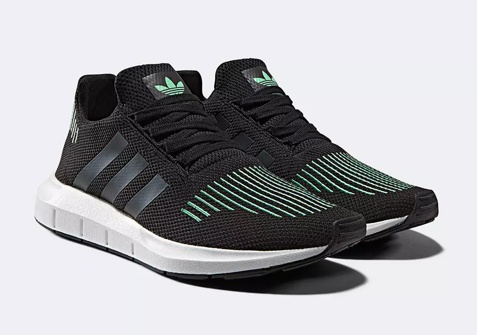 adidas Swift Run CG4110