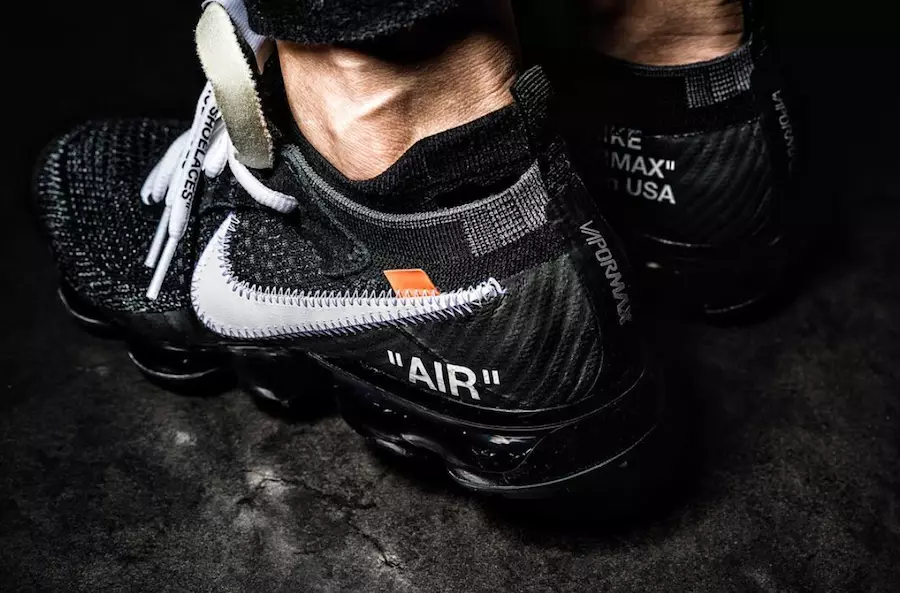 Мръснобели Nike VaporMax On Foot