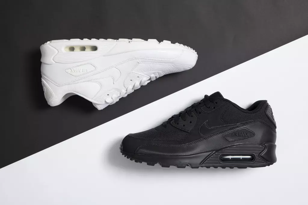 Nero-Bianco-Camera-Nike-Air-Max-95-1024x682