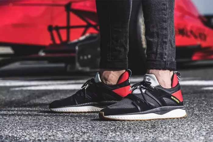 Παπούτσια παπούτσια PUMA Tsugi Blaze Race Club