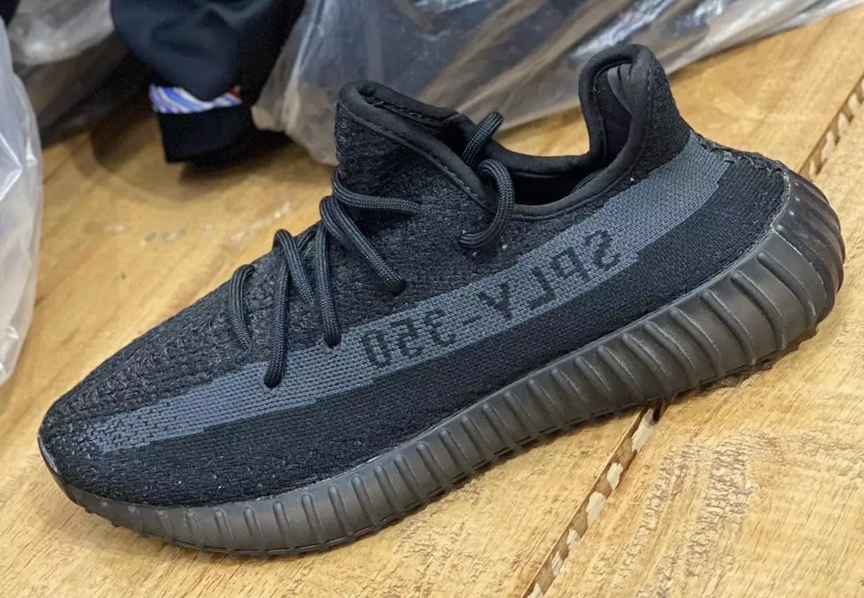 adidas Yeezy Boost 350 V2 Onyx HQ4540 გამოშვების თარიღი