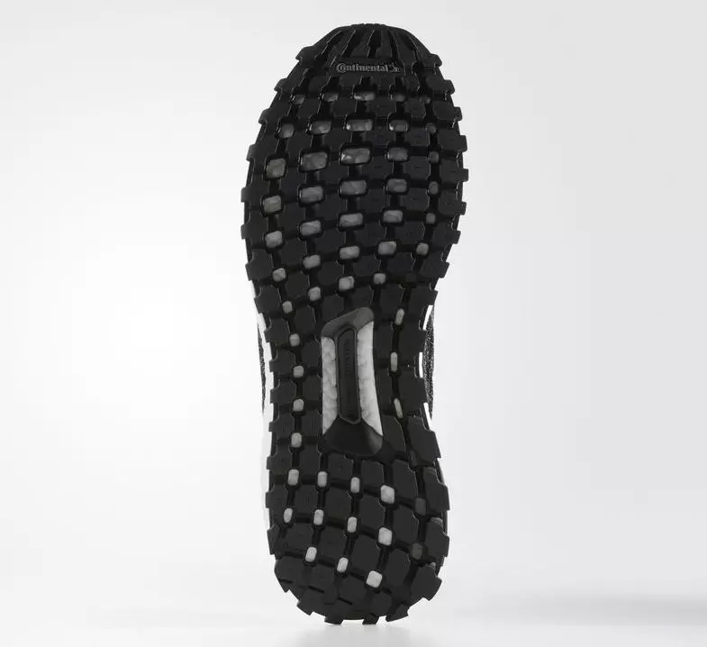 S82036 adidas Treisiú Ultra ATR Lár Oreo Dubh Bán