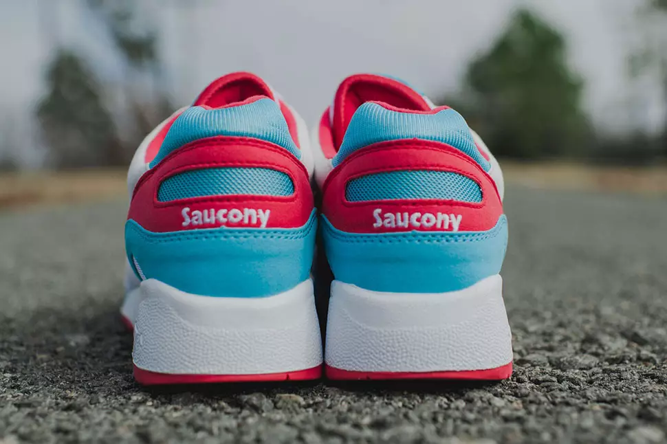 Saucony Shadow 6000コットンキャンディー