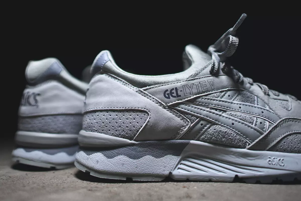 Asics-Gel-Lyte-V-Light-Grey-3