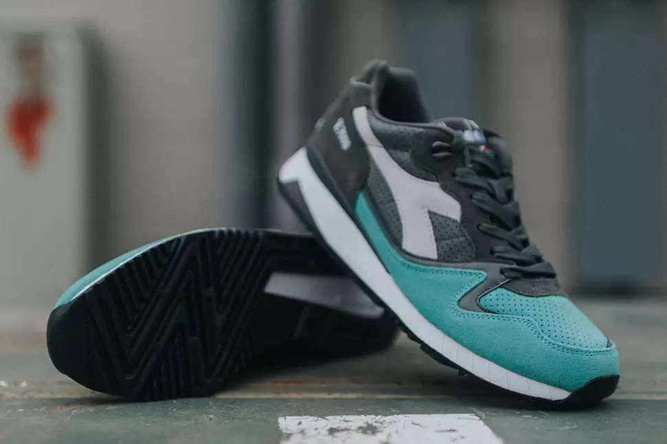 Diadora V7000 Premium "Storm Grey"