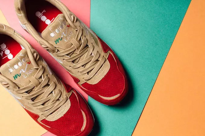 Diadora N9000 Poppy Red V7000 Gouden Stro