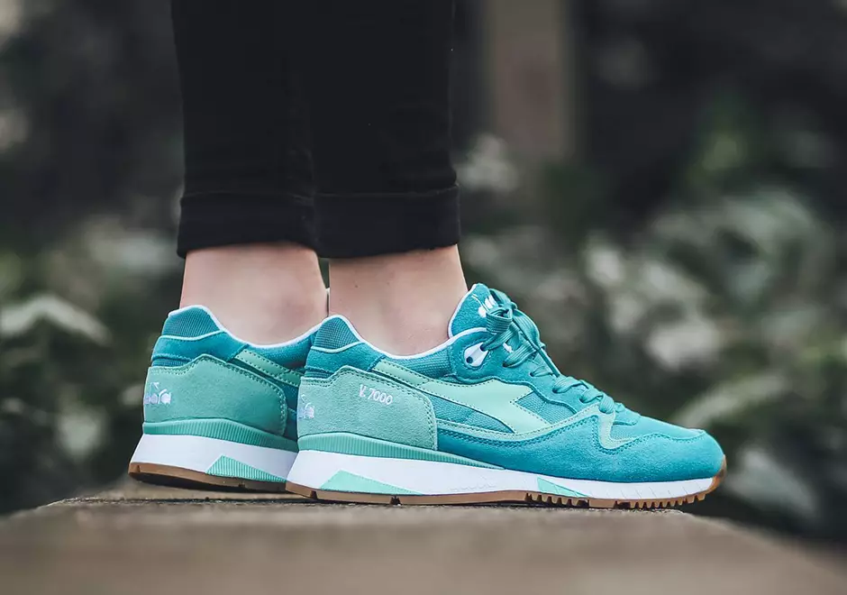 Paketa Diadora V7000 Aqua