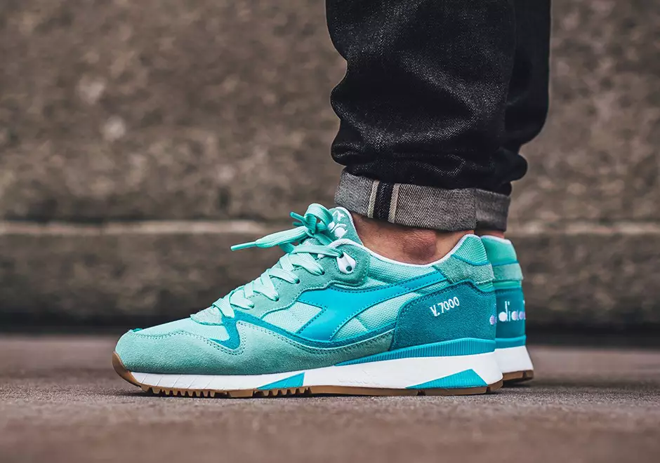 Diadora V7000 Aqua пакети