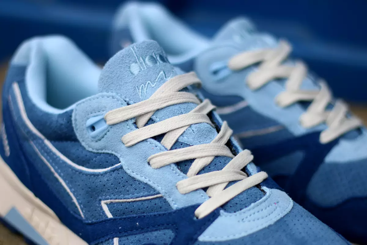 Diadora N9000 Maanlicht Blauw