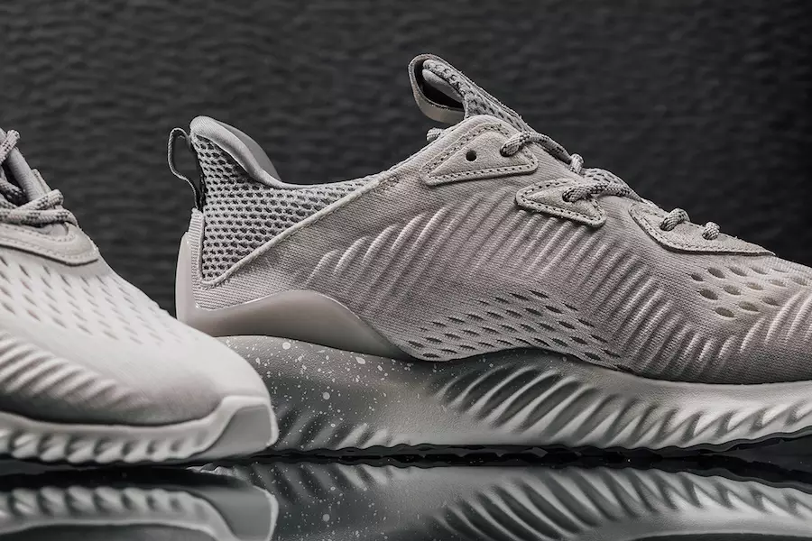 Действующий чемпион x adidas Alpha Bounce