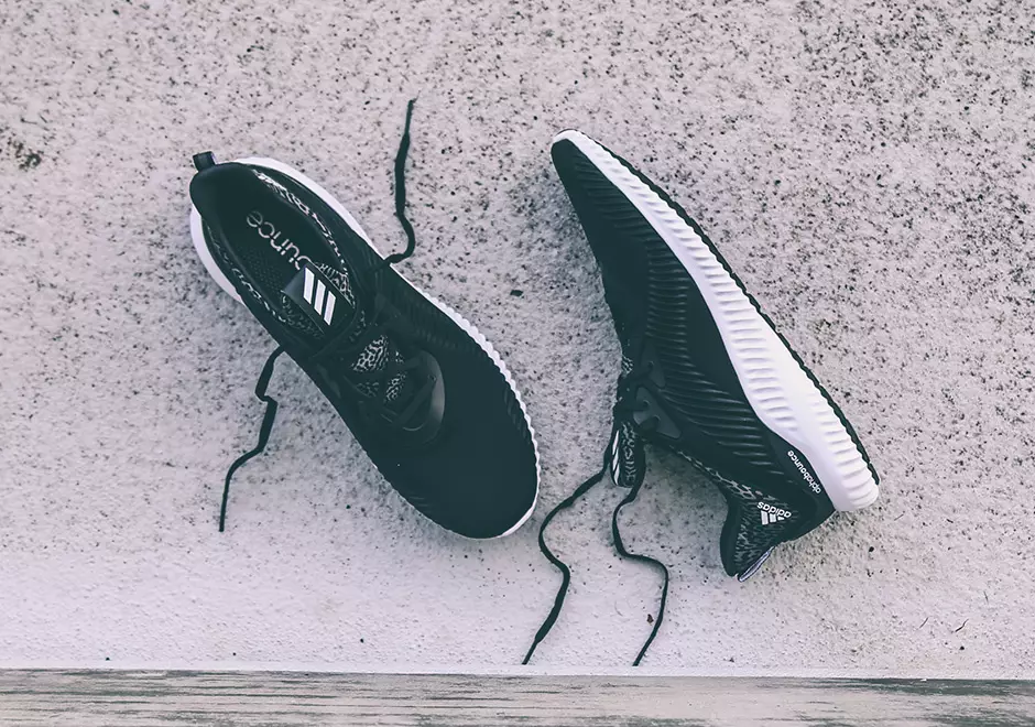 Πακέτο μπολ adidas AlphaBounce NCAA