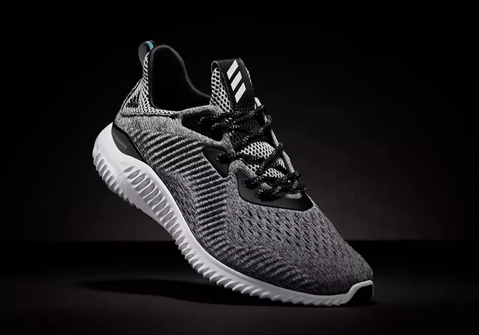 Mogall Innealtóireachta adidas AlphaBounce