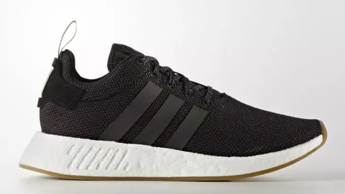 adidas NMD R2 Inayoachiliwa na Gum Soles