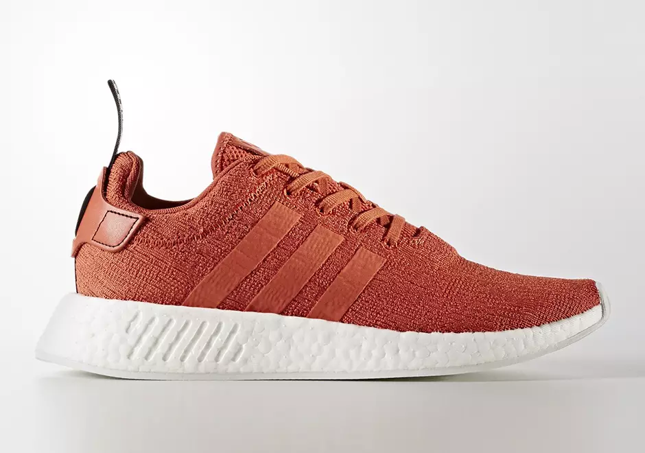 adidas NMD R2 Iúil 2017 Dáta Eisiúna