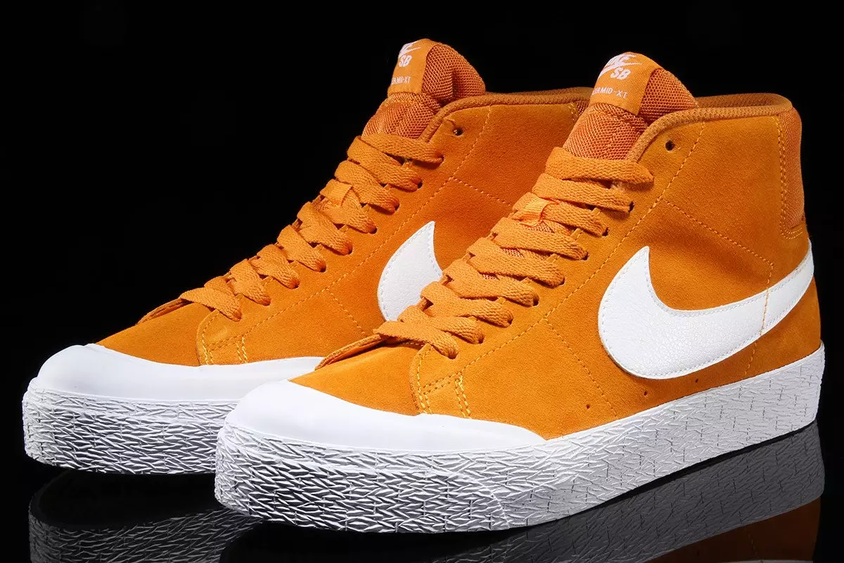 Nike SB Blazer Mid Circuit Orange