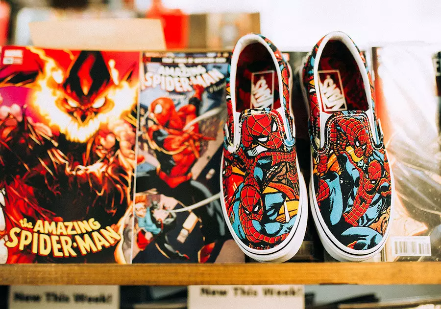 Vans Marvel Avengers Paketi