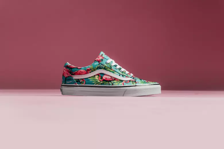 Paketa Flamingo e furgonave Van Doren