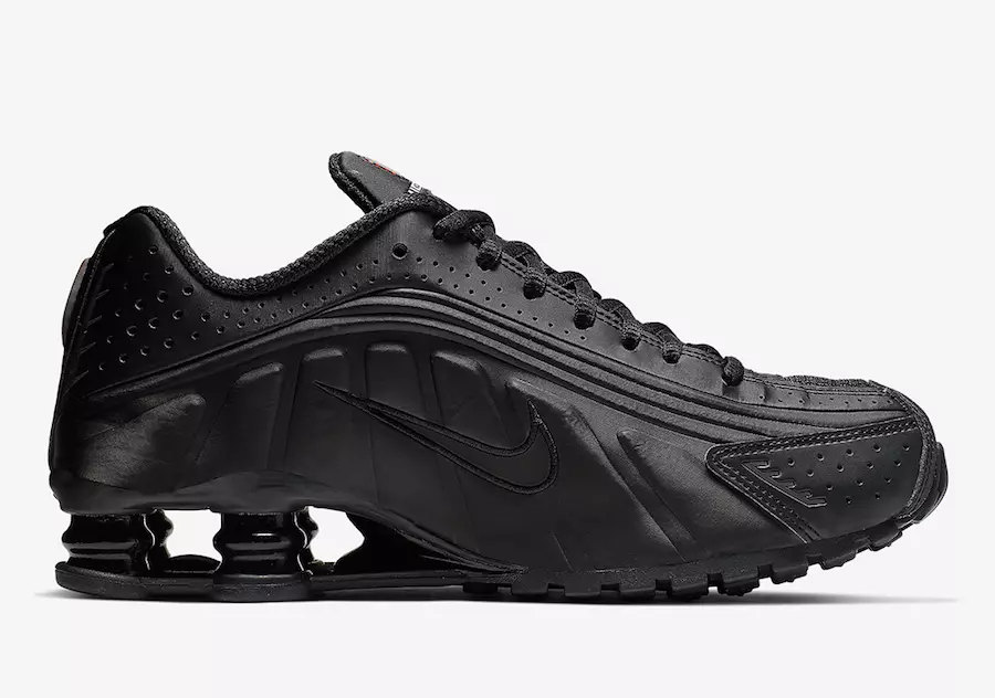 Nike Shox R4 Black Max Orange AR3565-004 Датум на издавање