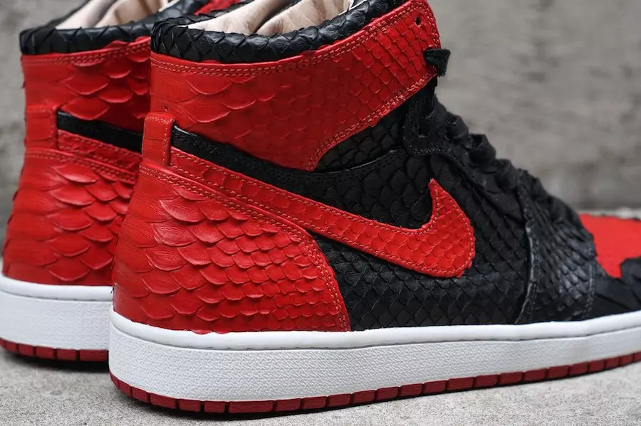 JBF гумрук Python Air Jordan 1 манъ