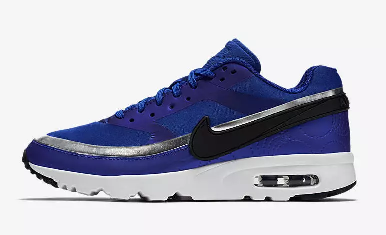 Nike Sportswear LOTC Paketi