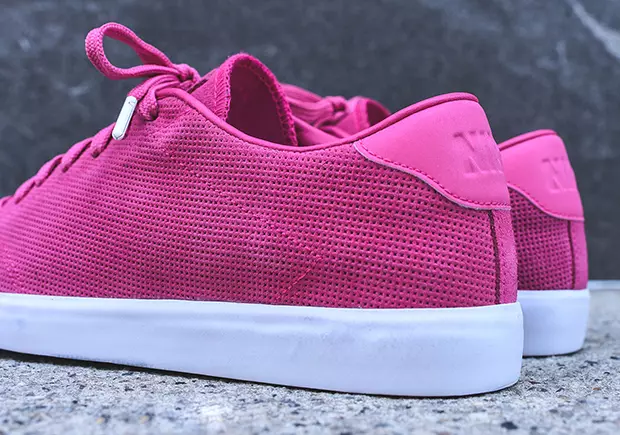 NikeLab Mahakama Yote 2 Chini ya Pink Marine Black