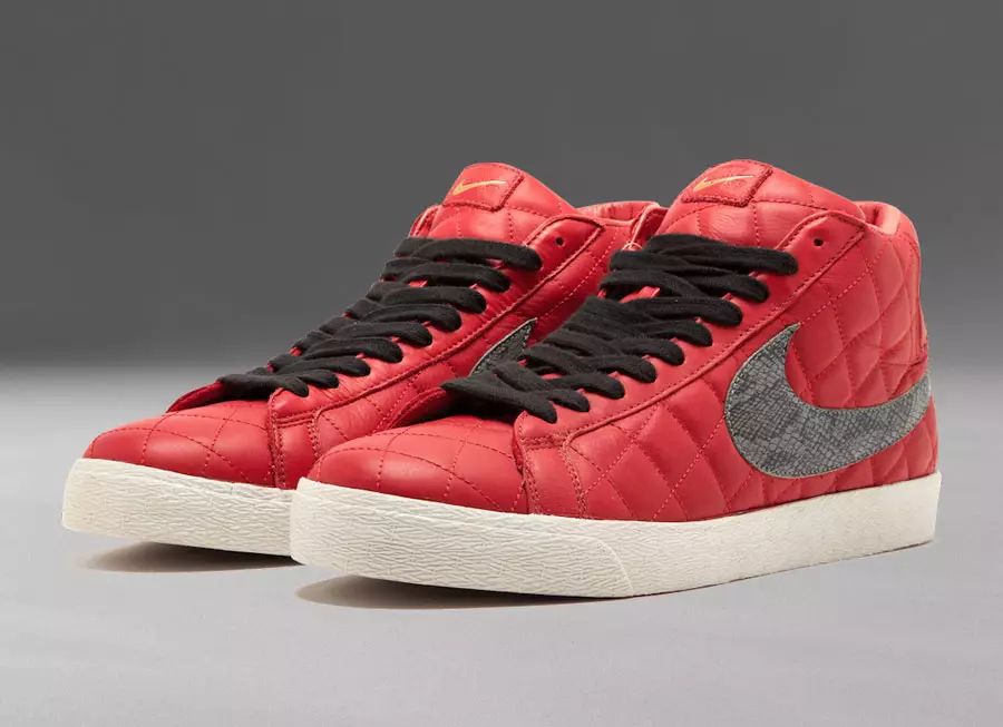 Majadiliano ya Sneaker: Supreme x Nike SB Blazer