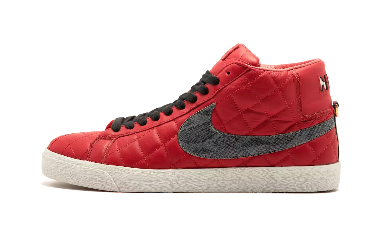 Supreme Nike SB Blazer Varsity Red 313962-601 Datum vydání