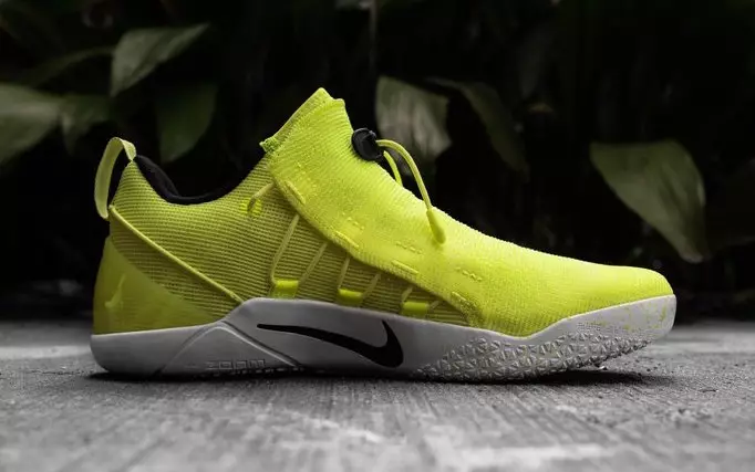 Volt Nike Kobe AD NXT