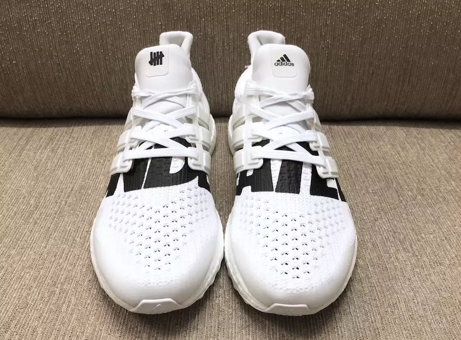 Անպարտելի adidas Ultra Boost White