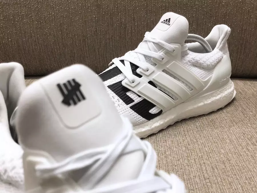 Жеңілмейтін adidas Ultra Boost White