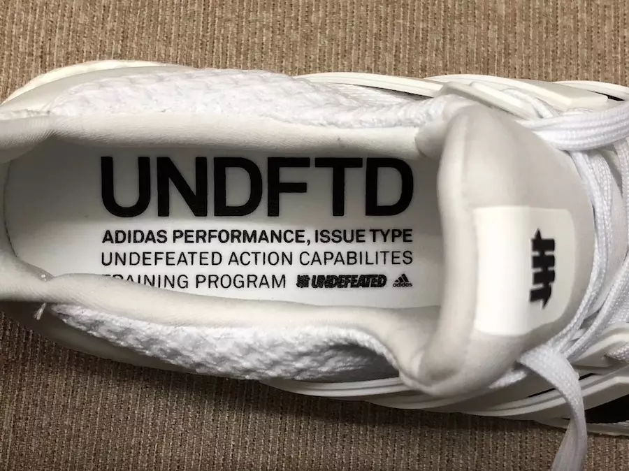 Αήττητη adidas Ultra Boost White