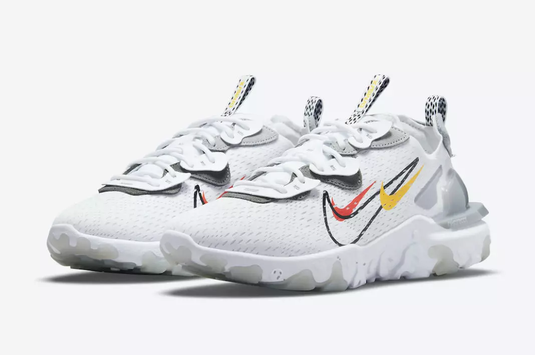 تاريخ إصدار Nike React Vision DM9095-101