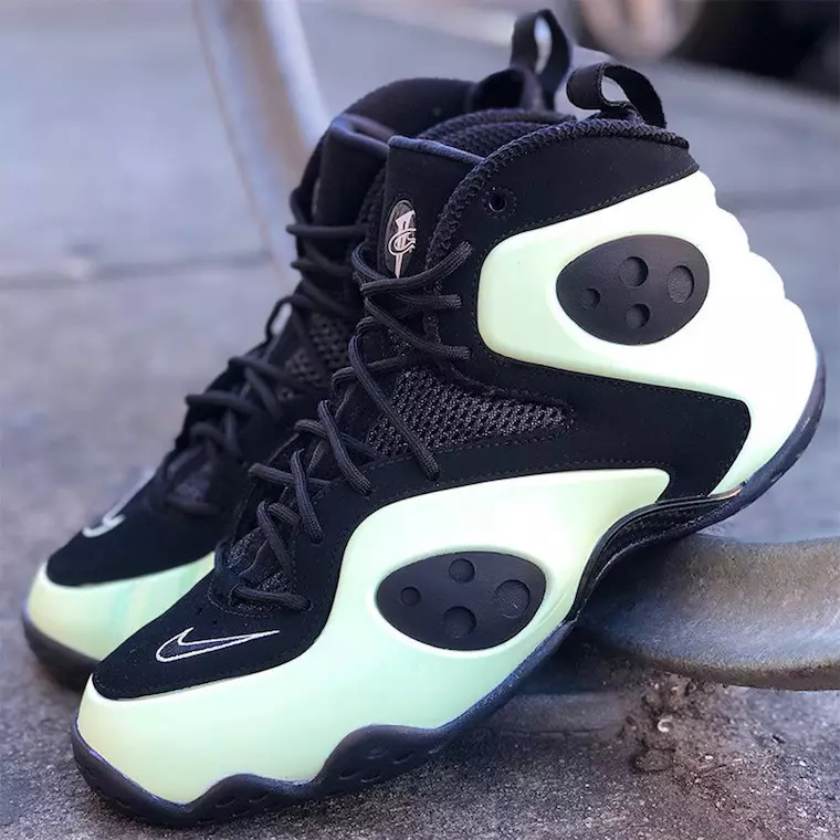 Nike Zoom Rookie QS Glow дар торикӣ 2018 BQ3379-100