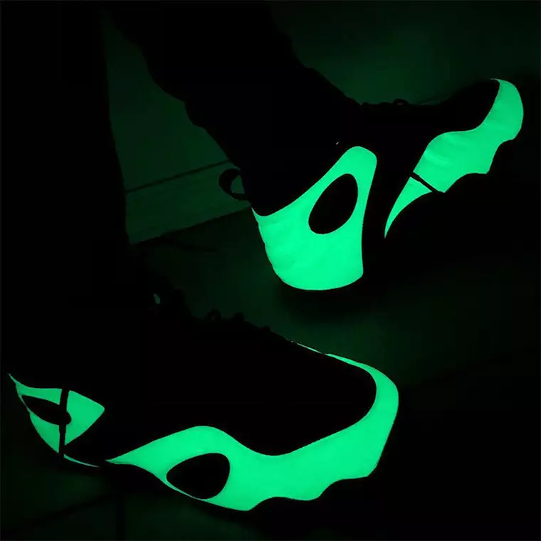 Nike Zoom Rookie QS Қараңғыдағы жарқырау 2018 BQ3379-100