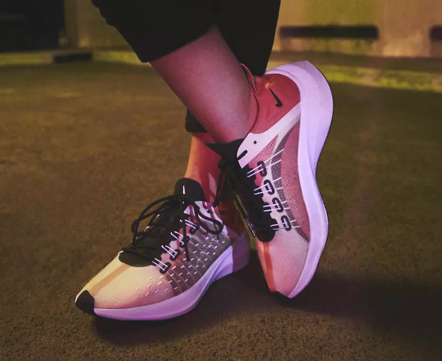 سعر تاريخ الإصدار من Nike EXP-X14