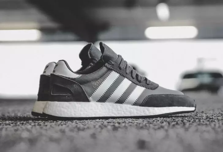 adidas I-5923 Iniki Runner Vista Grå