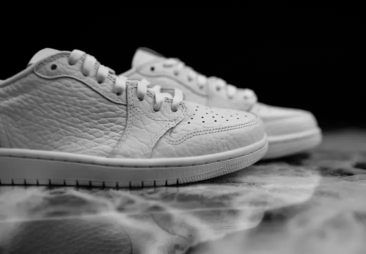 Air Jordan 1 Low No Swoosh White Releasedatum