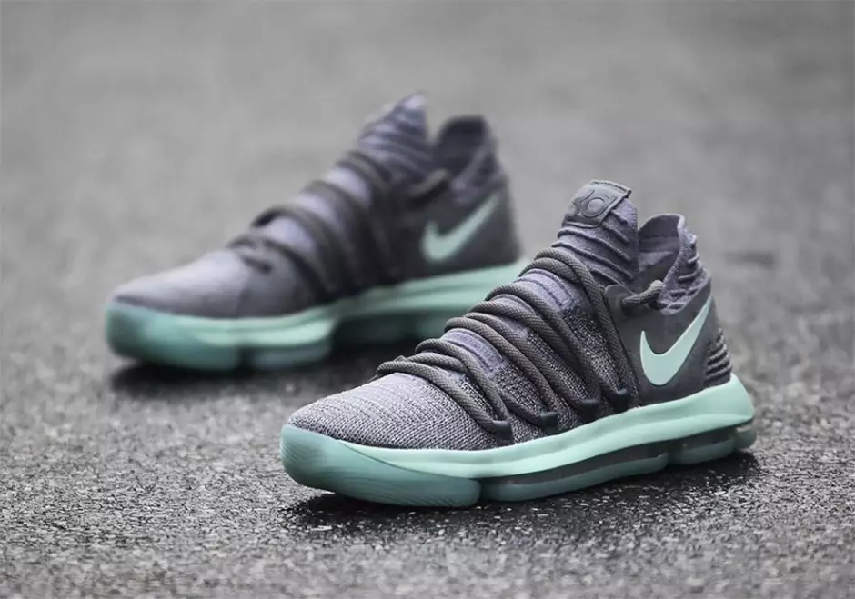 Nike KD 10 Igloo Шығарылған күні 897816-002