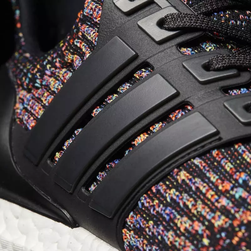 Деталь підошви adidas Ultra Boost 3.0 Multicolor CG3004