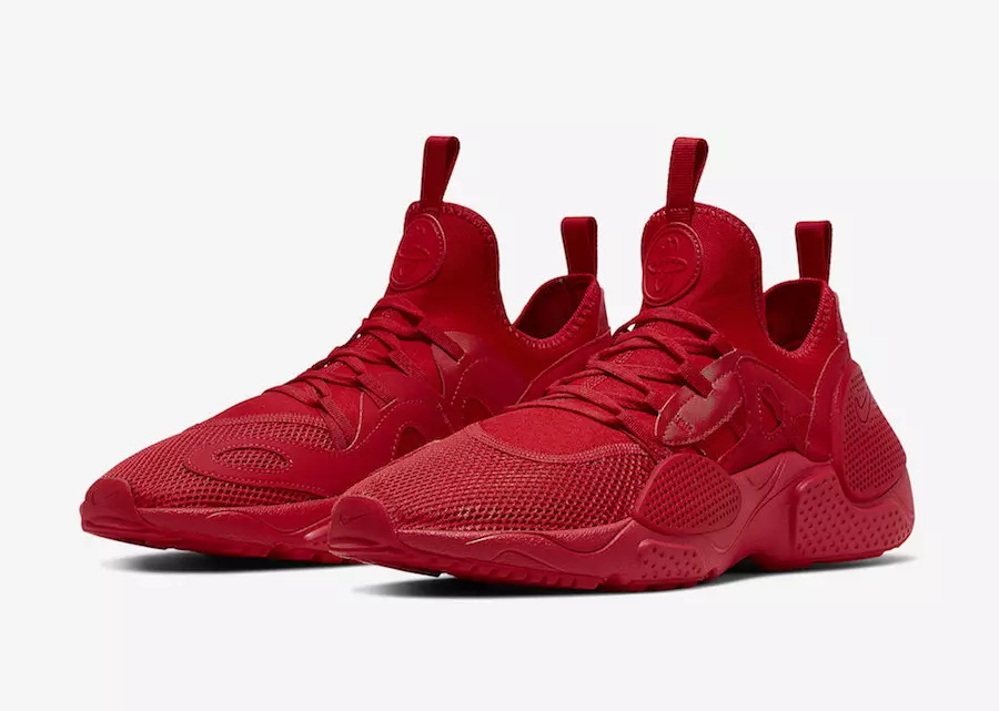 Nike Huarache EDGE TXT става изцяло червен