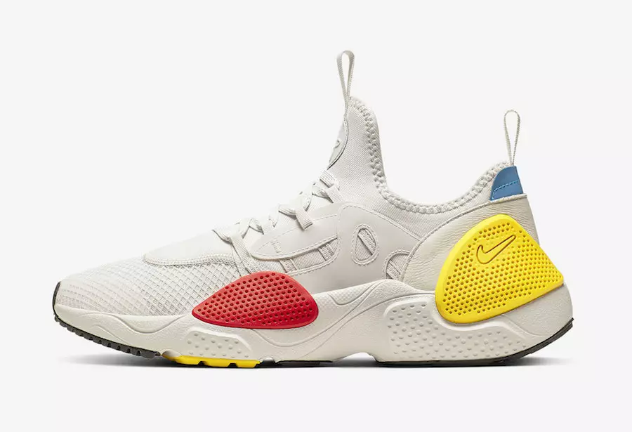 Nike Huarache E.D.G.E.-ге түрлі-түсті акценттер қосады.