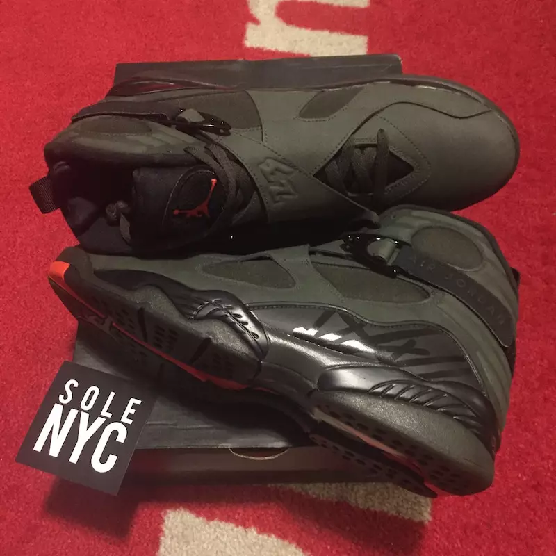 Niepokonany Air Jordan 8 Sequoia Olive Max Pomarańczowy