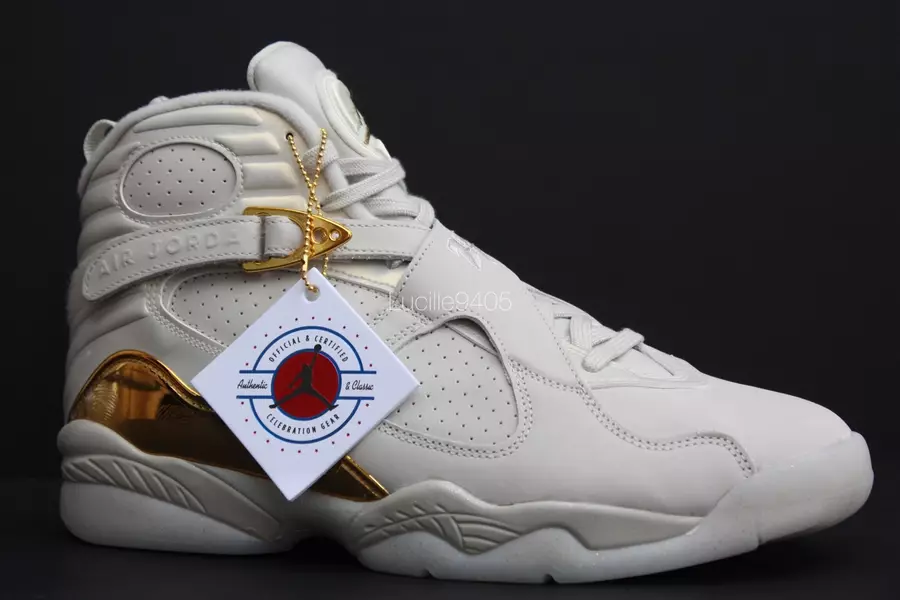 Air Jordan 8 Şampiyonası Şampanya Konfeti Paketi