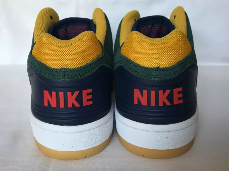 Nike SB Aerfhórsa 2 Glas Meán Oíche Íseal AO0300-364