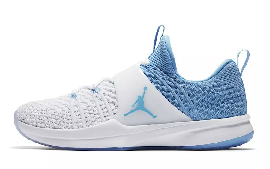 Jordan Trainer 2 Flyknit UNC Tar poshnali