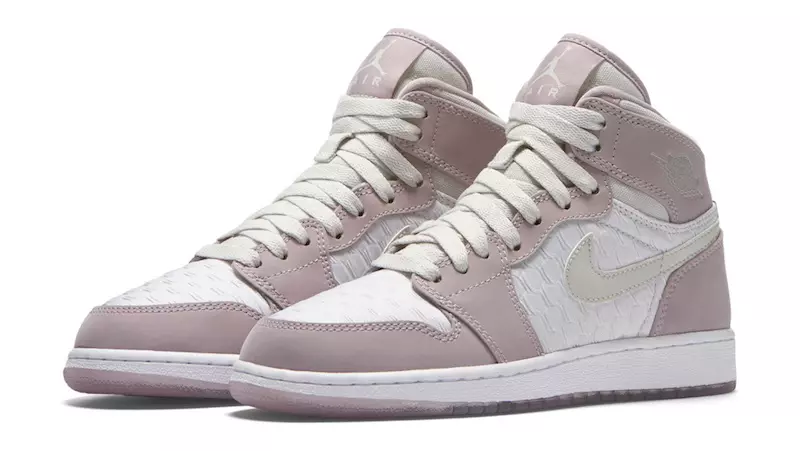 Air Jordan 1 Retro High Heiress Śliwkowa Mgła