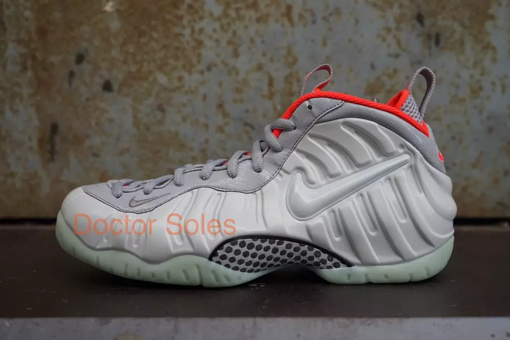 Ημερομηνία κυκλοφορίας Pure Platinum Nike Foamposite Pro